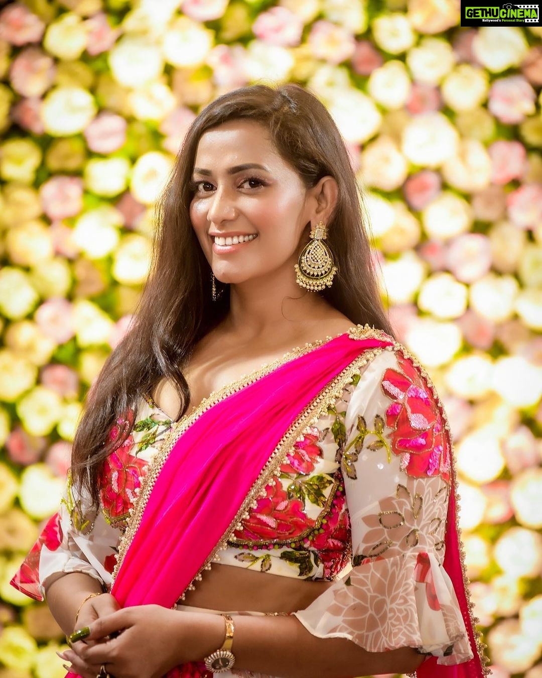 Sanjana Singh Instagram - Happiness begins with loving yourself, every beautiful inch, no matter what anyone else thinks—and forgiving yourself, too, so that you can grow ... ( costume Designer @sidneysladen @sidneysladenofficial Chennai, India