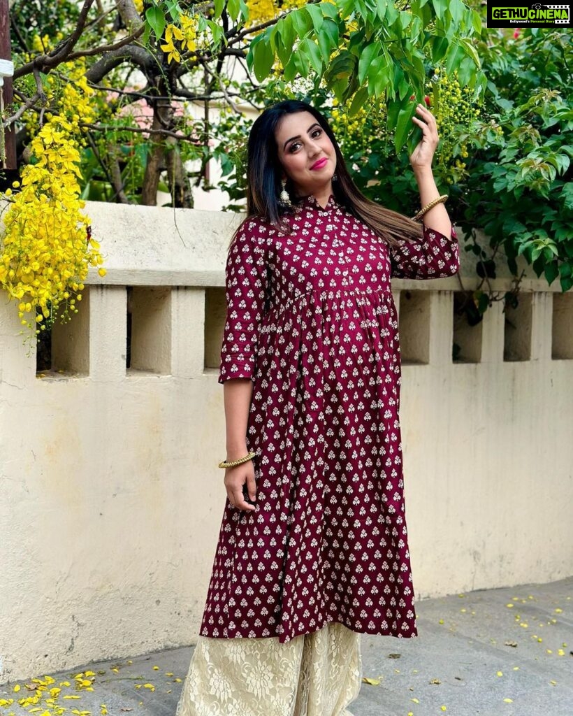 Sanjjanaa Instagram - I'm thrilled to announce that I'm joining House Of Zelena as their brand ambassador! As a new mom myself, I know how important it is to have stylish and comfortable maternity wear that helps you feel confident and empowered during your motherhood journey. And that's exactly what House Of Zelena is all about: empowering millennial mamas with comfortable, versatile, and stylish maternity wear. I'm honored to be working with a brand that shares my values and understands the needs of modern moms. Together, we'll be sharing our stories, our experiences, and our love for motherhood with the House Of Zelena community. And that's not all! House Of Zelena has just unveiled their new logo, which represents their brand purpose more closely than ever before. Their new logo is stylish and modern, just like their maternity wear, and captures the essence of their mission to empower new moms on every step of their motherhood journey. I'm excited to be a part of the House Of Zelena family and can't wait to share more with you all. Stay tuned for more updates and exciting collaborations! #HouseOfZelena #MaternityWear #NewBrandAmbassador #SanjjanaGalrani #MillennialMama #MotherhoodJourney #NewLogo #EmpoweringMoms #StylishMaternityWear #ComfortableMaternityWear #VersatileMaternityWear Karnataka, Bangalore