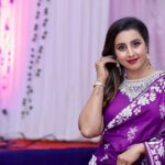 Sanjjanaa Instagram - @banaras_gallery_hyd beautiful saree … beautiful loves curated with stone work online piece of Banarasi purple cloth by miss Rashmi of @iyra_designstudio , Thanx @ashahairandmakeup to have made me look so beautiful in my relatives, wedding Karnataka, Bangalore