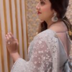 Sanjjanaa Instagram - @iyra_designstudio blouse Saree @banaras_gallery_hyd 💄 @ss_makeover_by_suha #naatunaatu #swamivivekanandajayanti #nationalyouthday Bangalore, India