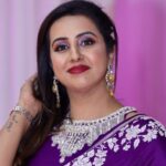 Sanjjanaa Instagram - @banaras_gallery_hyd beautiful saree … beautiful loves curated with stone work online piece of Banarasi purple cloth by miss Rashmi of @iyra_designstudio , Thanx @ashahairandmakeup to have made me look so beautiful in my relatives, wedding Karnataka, Bangalore