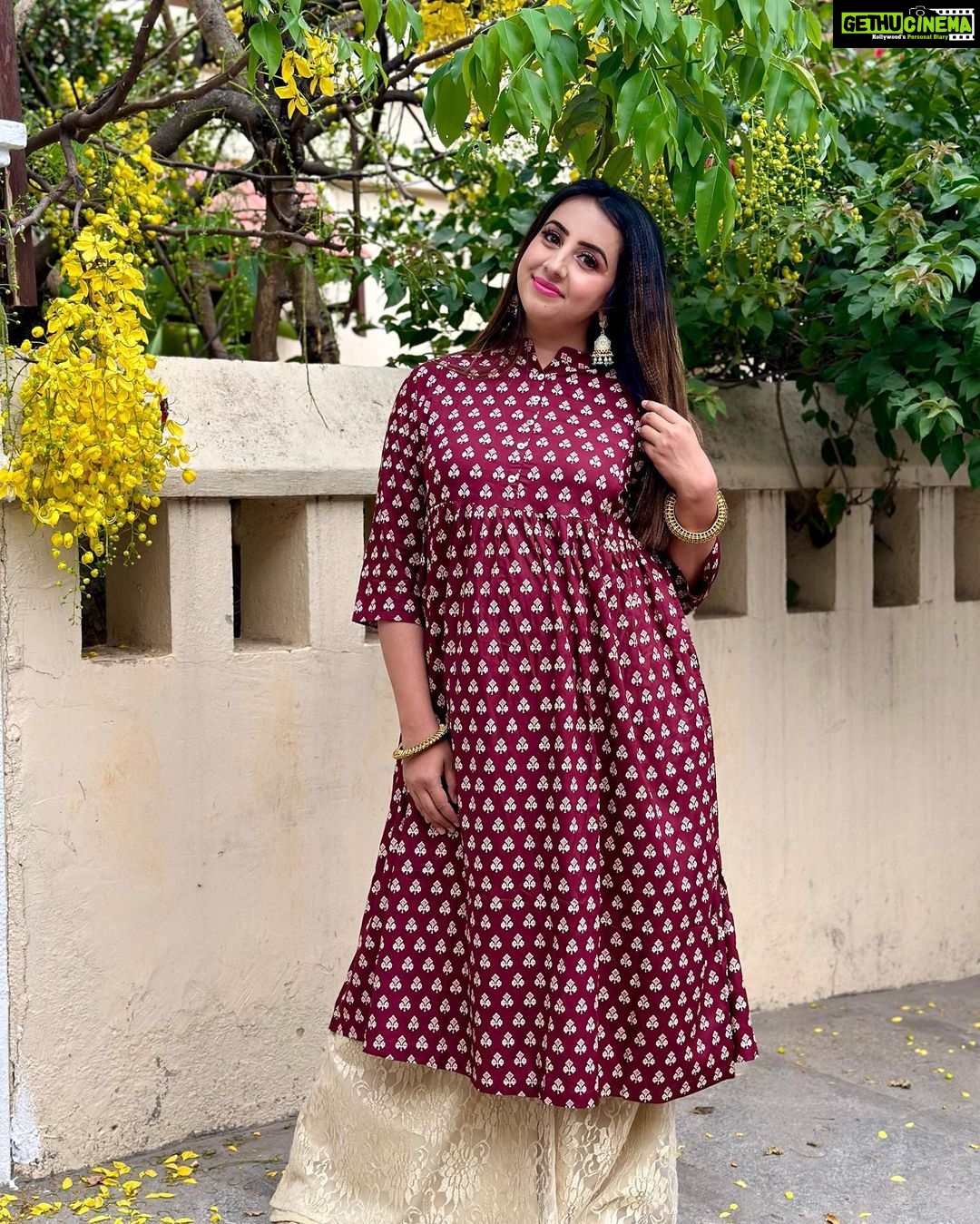 Sanjjanaa Instagram - I'm thrilled to announce that I'm joining House Of Zelena as their brand ambassador! As a new mom myself, I know how important it is to have stylish and comfortable maternity wear that helps you feel confident and empowered during your motherhood journey. And that's exactly what House Of Zelena is all about: empowering millennial mamas with comfortable, versatile, and stylish maternity wear. I'm honored to be working with a brand that shares my values and understands the needs of modern moms. Together, we'll be sharing our stories, our experiences, and our love for motherhood with the House Of Zelena community. And that's not all! House Of Zelena has just unveiled their new logo, which represents their brand purpose more closely than ever before. Their new logo is stylish and modern, just like their maternity wear, and captures the essence of their mission to empower new moms on every step of their motherhood journey. I'm excited to be a part of the House Of Zelena family and can't wait to share more with you all. Stay tuned for more updates and exciting collaborations! #HouseOfZelena #MaternityWear #NewBrandAmbassador #SanjjanaGalrani #MillennialMama #MotherhoodJourney #NewLogo #EmpoweringMoms #StylishMaternityWear #ComfortableMaternityWear #VersatileMaternityWear Karnataka, Bangalore