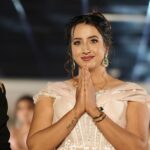 Sanjjanaa Instagram - 📸 @sachinnanjegowda.official ❤️ Perhaps it was an evening to remember … like every year, Indiranagar club conducted their May queen contest … With lots of glitz and glamour there was a fashion show that was organised by @chandangowda_official and I happened to walk as his show stopper in a fairytale. Cinderella Gown …. My hair and make up was conceptualised by @glamup_by_bhavithagowda … we prefer to flaunt a very HD look as it was for a highly lighten up fashion sequence on the ramp … I was accompanied by my family & friends @gautamkotamraju & @liya . Life is truly beautiful when you are accompanied by friends and family with every stage … feel blessed to be sailing through opportunities in my life #gratitude . Karnataka, Bangalore