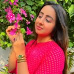 Sanjjanaa Instagram - May it be a candid Day out with @princealarik , may it be a Day at my work , may it be a day where I choose to just relax with my friends .. @houseofzelena makes me feel so wonderful ❤️ & so complete as a women . . . . . . . . . #sanjjanaa #sanjanagalrani #alarikpasha #sanjana #sanjjanaagalrani #huggies #pampers #indianactress #princealarik #indianmom #indiankids #indiankidswear #actressmomhustle