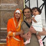 Sanjjanaa Instagram - It was a very beautiful time that we spent in the holy place #mecca , celebrating my first your birthday with mom @sanjjanaagalrani & dad … so we visited the factory where the cloth which is Manufactured and changed every year .. on the holy kaba is made . it was a blessing for us that my first birthday was arranged so well by @mufazzal_cosmic ❤️ Ibrahim ji … thank you for the 😍 experience. We will always remember you in our prayers. - @princealarik . Mecca, Saudi Arabia
