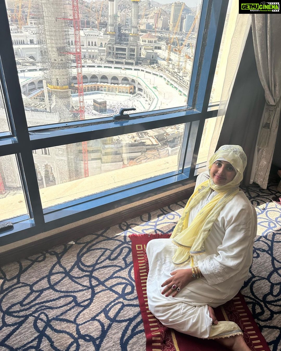 Sanjjanaa Instagram - It was such a beautiful feeling to be performing Umrah with my family . My stay was organised by @cosmictours … I was professionally mentored by Mr . Ibrahim ji @mufazzal.cosmic … follow them & book all ur international tours with them . it was my sons very first birthday on may 19th , and what better way to celebrate it that perform “Umrah” on his birthday & thank Allah for all the small & big eternal happiness & peace we are blessed with . The view from my room is very precious , it’s told that when the royalties of the world travel to Mecca they are offered with such a Room & view , on the top most floors in the Haram , it was so convenient for me to perform namaz 6 times a day from my room with this wonderful view towards Kaba - Shareef , Though this was my first trip and my very first “ Umrah “ I stayed here for four days and three nights in Mecca .. I took this opportunity to perform my very first “Umrah” followed by my 2nd “Umrah” too very systematically following and respecting every rule in the Islamic tradition heart fully … I took this opportunity to pray for not just my known people but for every one in the world in immense pain , worries … & stress . More love and positive energy to all .. from Mecca . Releasing complete detailed videos of my umrah on YouTube … look for “sanjugalrani” on YouTube & subscribe now . Mecca, Saudi Arabia