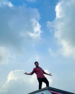 Santhanam Instagram - “Every ☁️ has a Silver lining “
If that’s what they say 😎
#ShootingDiaries