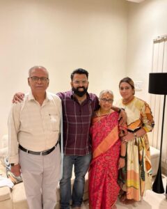 Santhosh Narayanan Instagram - Happy Bithday Ammmaaaaaaaa !! 😍😍😍