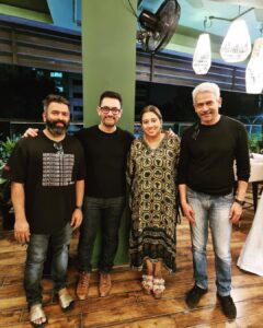 Santhosh Narayanan Instagram - Laughed, Cried, and celebrated the life of #lalsinghchaddha with the man himself. Best wishes @advaitchandan @aamirkhanproductions @ipritamofficial and the amazing team. Thank you @udhay_stalin sir for hosting us 🎁🎁. Life is like a box of chocolates !