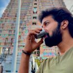 Santhosh Prathap Instagram - அனைத்து தமிழ் சொந்தங்களுக்கும் இனிய தமிழ் புத்தாண்டு வாழ்த்துக்கள்! I pray for your happiness and prosperity in all of your pursuits on this auspicious occasion of the Tamil New Year. Puthandu Vazthukal! 📸 @karthi_prasanna #tamilnewyear #thamizhputhandu #life #love #oneness #grateful #gratitude
