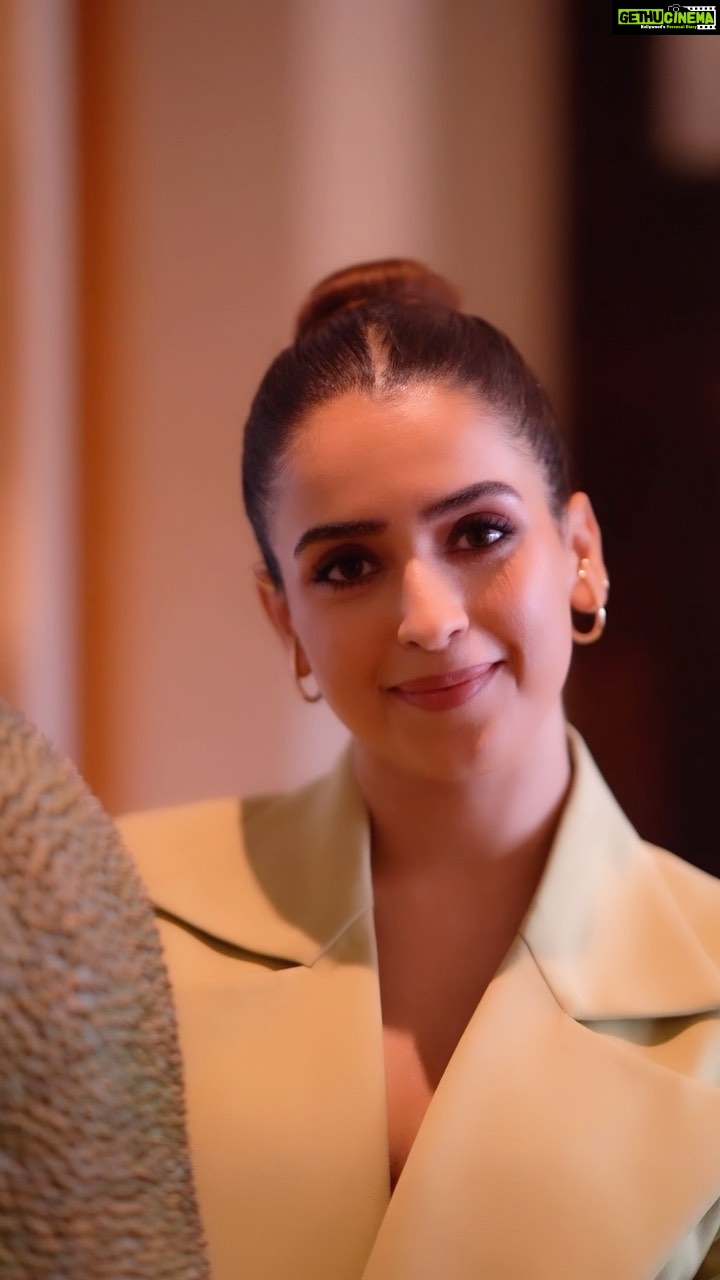 Sanya Malhotra Instagram - ✨Introducing the star of our film Kathal Kathal as Kathal in Kathal releasing on Netflix on 19th of May 🤩💖✨ #KathalOnNetflix #GRWM #ootd 🎥 @ohmygosh_joe