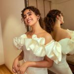 Sanya Malhotra Instagram - 🤍😁🤍😏 💄 @natasha_mathias_ 👗 @spacemuffin27