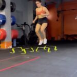 Sanya Malhotra Instagram - It’s YOU vs YOU. ⚡️ You don’t have to have all the equipment and whatnot to start. You just have to go for it. Do what you can with what you have while you work for what you want. Proud of @sanyamalhotra_ for staying true to her vision & being consistent with working on herself with full dedication. 👏 📱Save this video for motivation & share with your loved ones! #GetFitwithTridev #ReelsInstagram #HarHarMahadev #Explore #Gymworkout #womanpower #womensday #gymgirl #coach #sanyamalhotra #consistency #NiceandeasyfitnessbyTridev #power #keepmoving #celebrity #weekendvibes #sweatcommunity