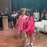 Sanya Malhotra Instagram - 💚I’m back in my home ground; Delhi and all set to promote my upcoming film Kathal 💚 Feels extremely nostalgic coming back to the DU Campus; interacting with the dramatic club; unveiling my films teaser and even performing on the SRCC stage! As I begin the countdown to the release of this very special film , I seek blessings and also hope that you guys enjoy this film as much as I enjoyed shooting it. 29 days to go Kathal releasing on Netflix on 19th May 💖🥰💚
