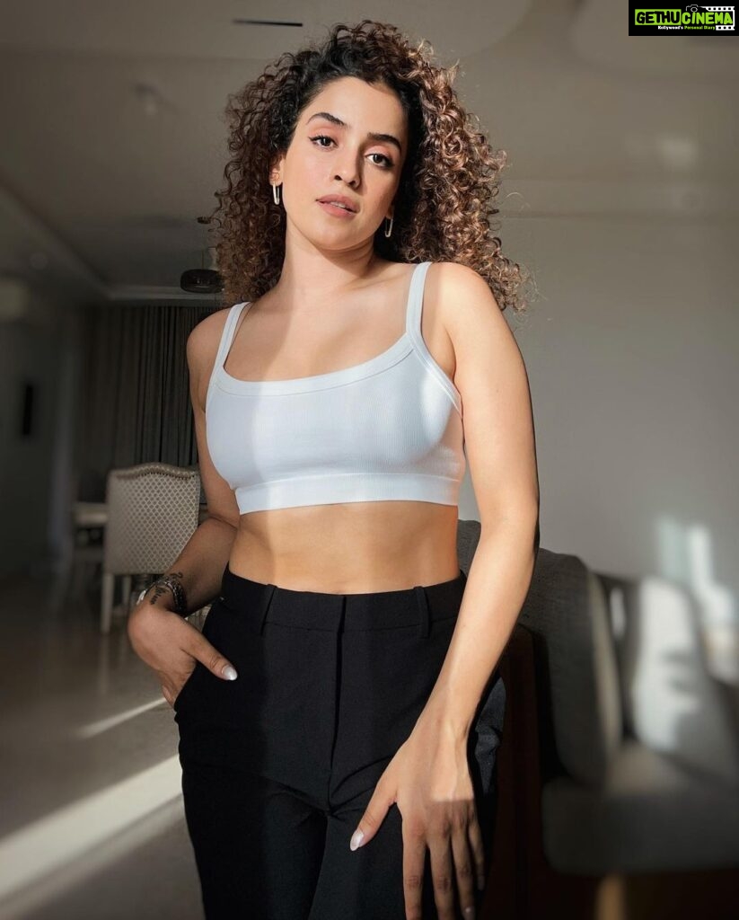 Sanya Malhotra Instagram - 💌