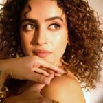 Sanya Malhotra Instagram - ✨✨✨ @spacemuffin27 @natasha_mathias_