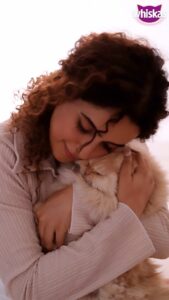 Sanya Malhotra Instagram - When it comes to my Laila’s food Whiskas is what she loves, and I trust. She can do anything for Whiskas. Not just this, Whiskas is my first choice because it keeps her coat shiny, her eyesight healthy and keeps her super energetic. 🧶 Also, Whiskas is the No. 1 cat food in 25 countries, WOW! 😻 Bring home the NO.1 Cat Food for your NO. 1 🐈 Wanna try now? Visit whiskas.in/cats-love-whiskas and get your No. 1, the No.1 cat food. Not only this! Your super fuzzball can win a contest too, all you have to do is send us adorable videos of your catto having the best time with Whiskas meals. Wait wait! Don’t forget to tag @whiskasindia! and use the hashtag #catslovewhiskas. The winners get to win Rs 10000/- personalized hamper🥰!!! #Whiskas #WhiskasIndia #FeedTheirCuriosity #CatHealth #CatNutrition #CatFood #ad