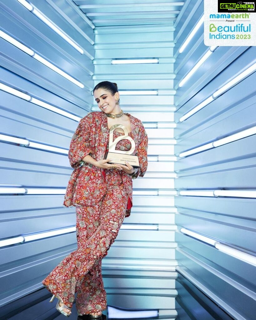 Sanya Malhotra Instagram - Congratulations Sanya Malhotra - Promising Performer - at Femina Mamaearth Beautiful Indians 2023! She advocates body positivity and is also committed to sustainability. #FeminaMamaearthBeautifulIndians2023 @sanyamalhotra_ Editor: @missmuttoo Photographer: @meeteshtaneja Art Director: @bendivishan #GoodnessMakesYouBeautiful #BeautifulIndians2023 #BeautifulIndiansS2 #FeminaXMamaearth #BeautifulIndians #CelebratingGoodness #Celeb