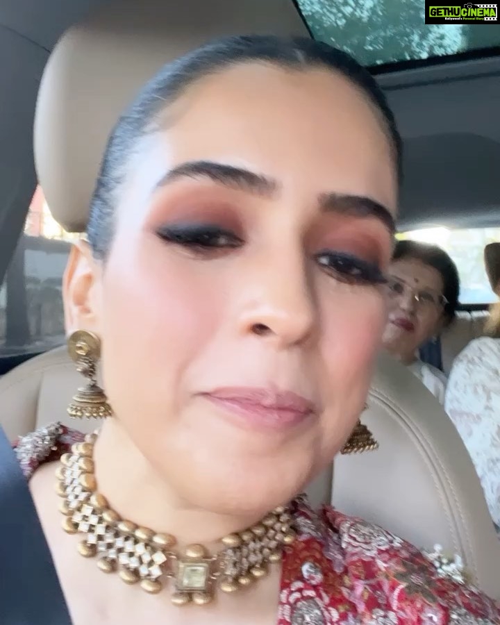 Sanya Malhotra Instagram - Thank you @feminaindia for honoring me with the Promising Performer of the Year award last night. Iβm so grateful and blessed to be part of films like Kathal. This film is straight out of our hearts π. Iβm nothing without the support of my fans and well-wishers who have been showering me with a lot of love for all my films and my characters. And the award is like the icing on the cake!! Dil se Shukriya π₯°ππ½