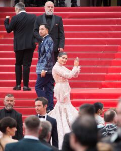 Sapna Choudhary Instagram - Debut at Cannes’2023 ✨
Dreams really do come true. 
It's been a long journey full of sweat, sacrifice, and determination, but it's all worth it.
Thank you to everyone who made this possible. ♥️
 
Also, I am absolutely thrilled to have walked the red carpet in collaboration with @airfrance.

Outfit : @bharti_aashna_official 
Styling: @itssapnachoudhary 
Mua: @achal_the_creative_artist 

#CannesFilmFestival2023 #Cannes2023 #CannesRedCarpet #RedCarpet #airfrance