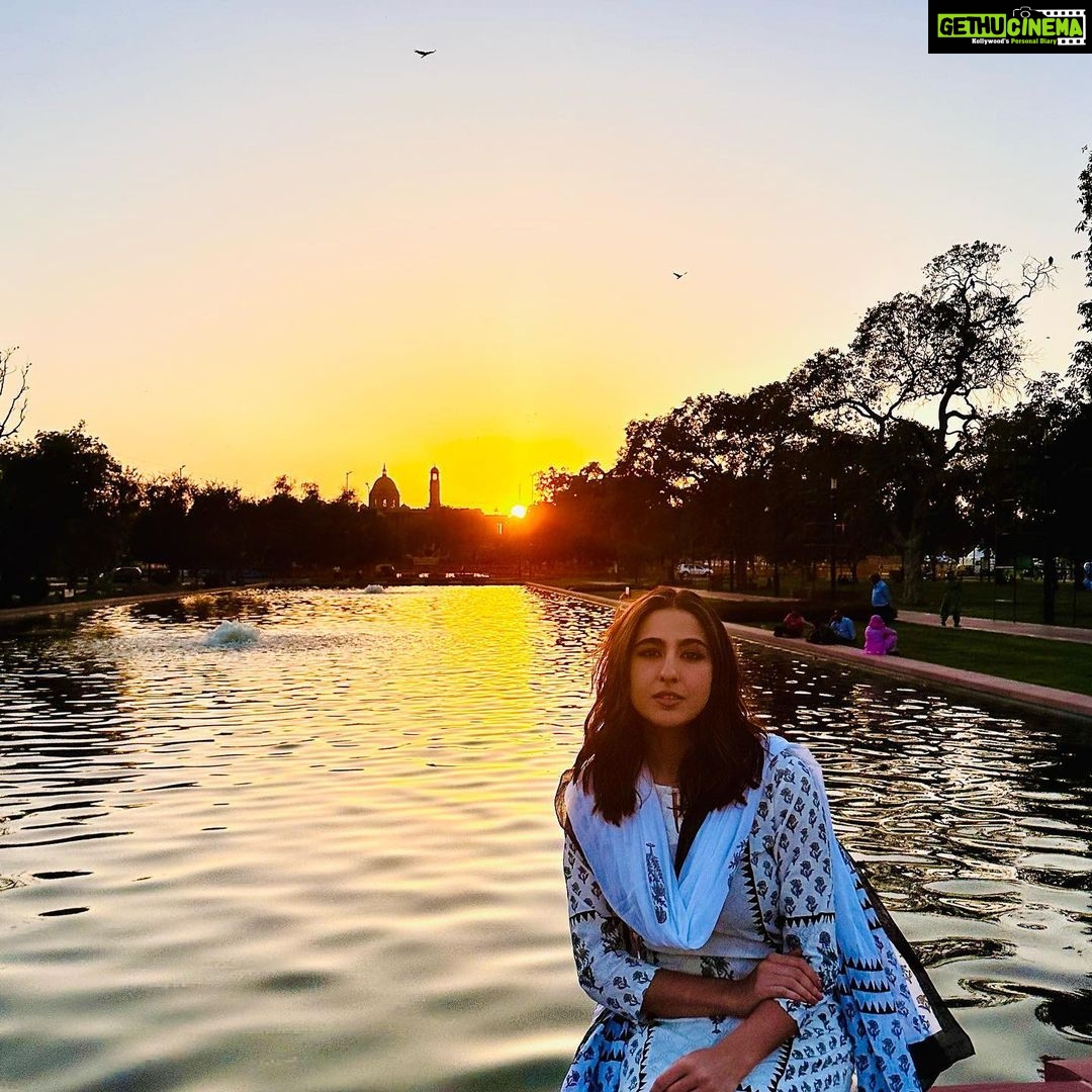 Sara Ali Khan Instagram - ๐งก๐ค๐ โ๏ธ๐๏ธโ๏ธ Delhi, India