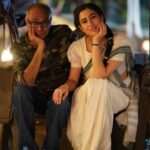 Sara Ali Khan Instagram - "Live as if you were to die tomorrow. Learn as if you were to live forever." - Mahatma Gandhi. 🇮🇳🙏🏻 Thank you Kannan sir for choosing me to portray this powerful character; a true personification of strength, dignity and passion. Some parts stay etched in our souls, and I know I will carry this one with me forever…🎬❤️ Jai Bholenath 🙏🏻