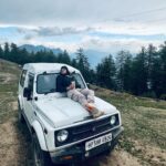 Sara Ali Khan Instagram - Me aur Mera Mann in Manali 🏔️💜☮️💟 Bijli Mahadev Temple