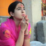 Sara Ali Khan Instagram - Jai Mahakal 🙏🏻💞💓 Mahakaleshwar Jyotirlinga