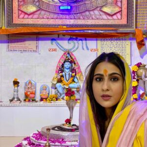 Sara Ali Khan Instagram - Jai Bholenath 🕉️🙏🏻🔱❤️
#mahashivratri #harharmahadev