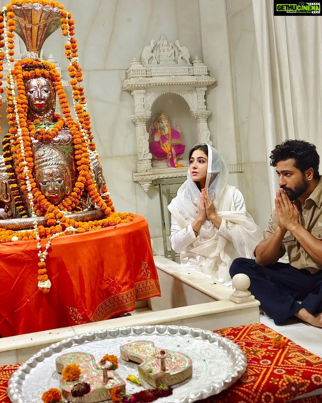 Sara Ali Khan Instagram - Jai Bholenath 🙏🏻🙏🏻🙏🏻 Lucknow, Uttar Pradesh