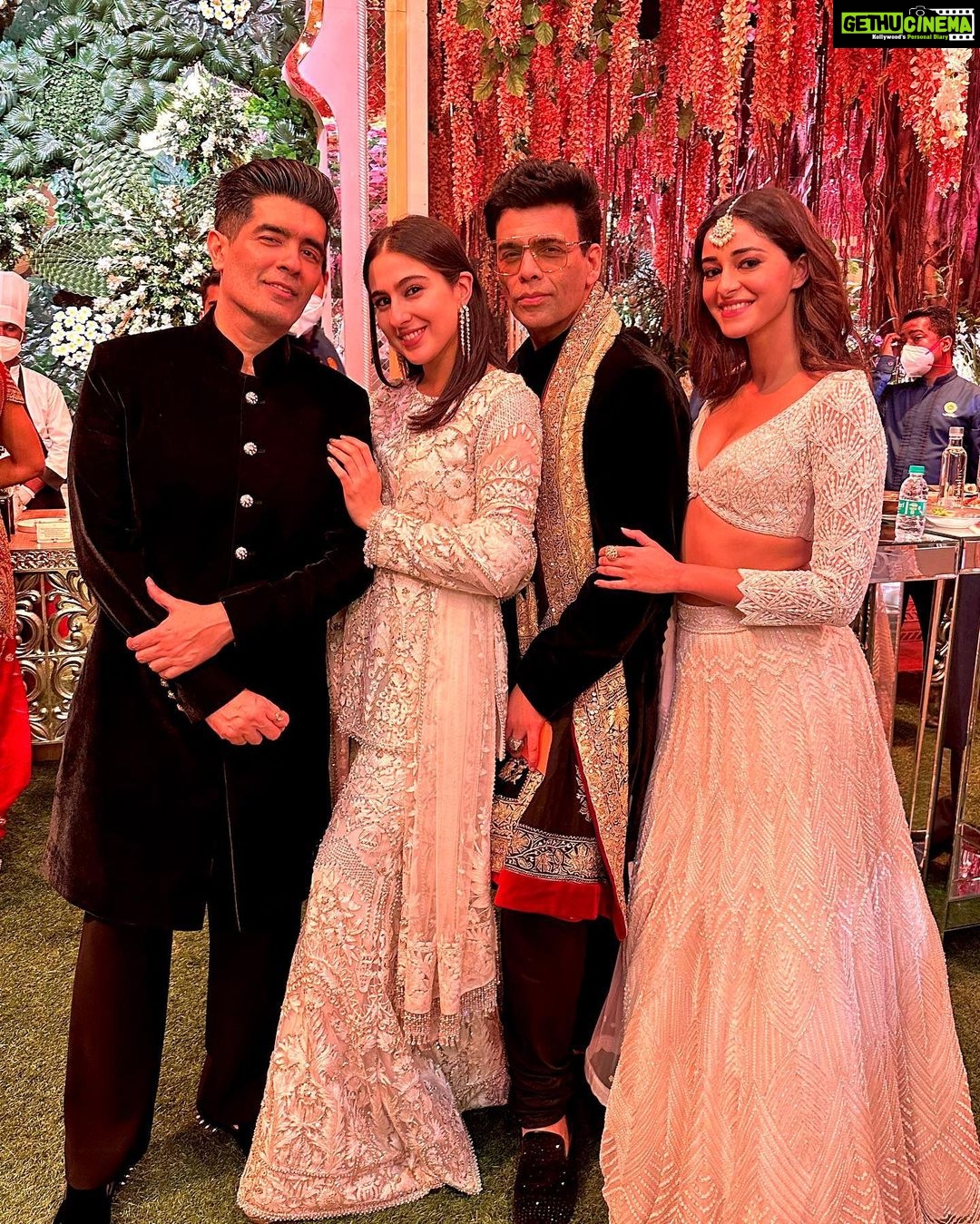 Sara Ali Khan Instagram - All white 🤍🤍🤍 All night 💫🌙