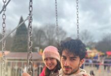 Sara Ali Khan Instagram - As Merry as a Cherry 🍒💕 In Wonderland finding our fairy 🧚🏼‍♀️ JK she’s gone to Waitrose 😜👩‍👧‍👦 Winter Wonderland