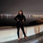 Sara Ali Khan Instagram – Black and White 🤍🖤
Dono right ☑️
.
..
…
📸 @anish_grid
Thanks @qatarairways @rafflesdoha @visitqatar @decc @salamalshawa and H.E. Mr. Akbar Al Baker