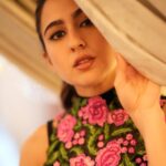 Sara Ali Khan Instagram – 💕💚💖💐