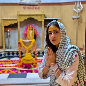 Sara Ali Khan Instagram - Jai Bholenath 🕉️🙏🏻🔱❤️
#mahashivratri #harharmahadev