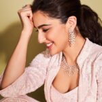 Sara Ali Khan Instagram - 🌸🌸🌸 👗: @stylebyami @anoooooshka 📸 : @pradhumna.sharma 💄: @adrianjacobsofficial 💇‍♀️: @the.mad.hair.scientist 💎: @tbz.theoriginal
