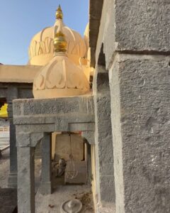 Sara Ali Khan Instagram - Jai Mahakal 🙏🏻💞💓