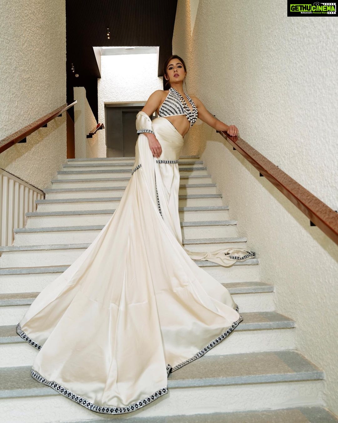 Sara Ali Khan Instagram - I guess you Cannes do it again 🤍🤍🤍 👗 : @abujanisandeepkhosla @dolly.jain 📸: @marco.bahler 💄: @tanvichemburkar 💇♀️: @the.mad.hair.scientist Cannes Film Festival