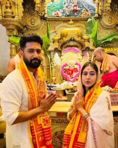 Sara Ali Khan Instagram - Ganpati Bappa Morya 🙏🏻🙏🏻🙏🏻
Thank you for everything 🤗💕
शुभ 🕉️ मंगल 🙏🏻