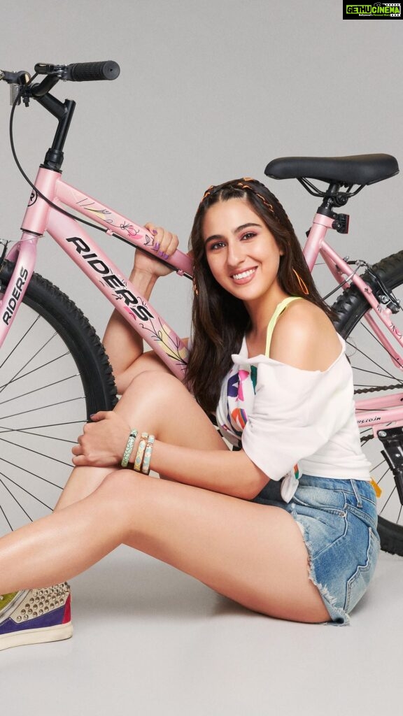 Sara Ali Khan Instagram - I am so excited to be a part of this journey with Riders 💃🏻✨ Unleash your inner adrenaline junkie with our high-performance bicycles, built to conquer any terrain with speed and power! 🚴💨💥 From leisurely rides to intense workouts, Riders bikes are built to cater to my every mood and need! 🙌🏼😍 So come on, hop on and let’s ride our way to a healthier and happier lifestyle! 🤩 #Riders #RidersForChange #RidersForLife