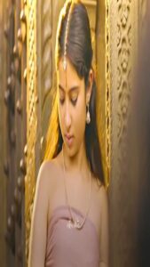 Sara Arjun Instagram - ✨❤️🎥 Throwback Wednesday

(Credit Goes to @rithi.edits )

 #ps2 #ponniyinselvan  #ponniyinselvanmovie #ponniyinselvan2  #ponniyinselvan2songs  #chiyanvikram #vikram #aishwaryarai #nandhini #aadhithyakarikalan  #cholachola #karikalannandini❣️ #ponninadhi #aganaga #veerarajaveera #chinnanjirunilave #aazhimazhaikanna #maniratnam #arrahman  #kundhavai #trishakrishnan #nejamaveysanthosh #babysara #ennavale #explorepage #explore