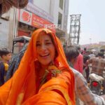 Sara Gurpal Instagram – 🤍👐🏼 #RadheRadhe Vrindavan dham