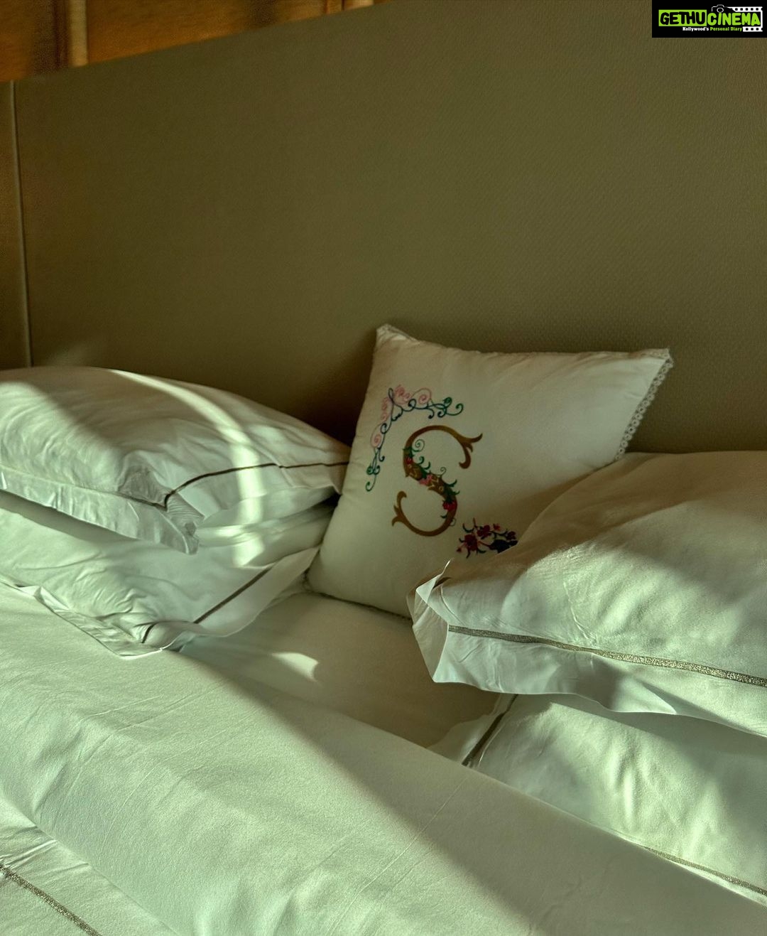 Sara Gurpal Instagram - #SaraKehndi Thank you @tajpalmdubai for such a lovely welcome 🤍 In love 🤍 Taj Exotica Resort & Spa, The Palm
