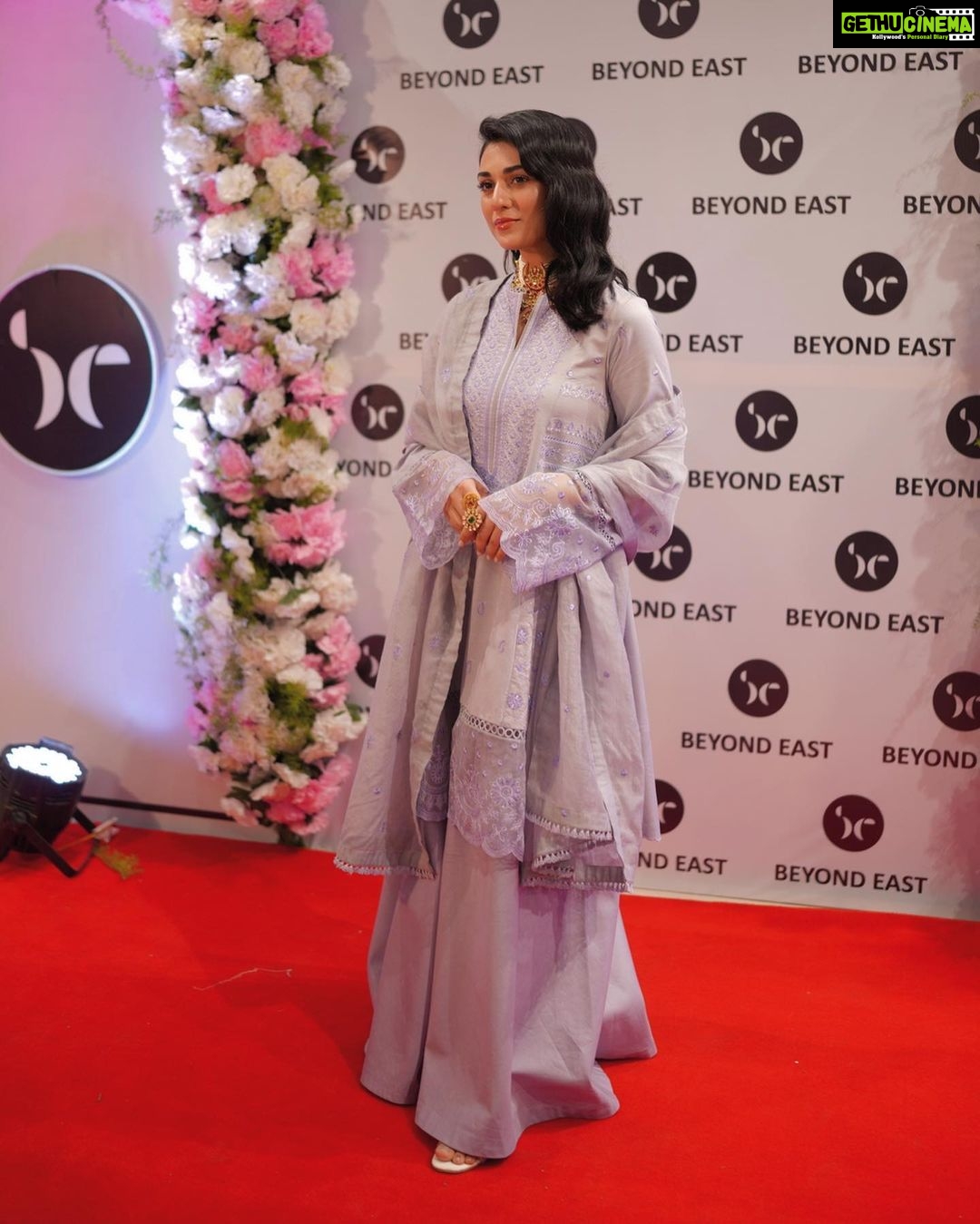 Sarah Khan Instagram - @beyondeast_pk @westbybeyondeast @djmaq @kohar_jewel @nabila_salon @bilalsaeedphotography