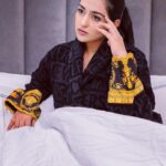 Sarah Khan Instagram - 💕