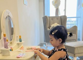 Sarah Khan Instagram - Princess is getting ready 👸🏻💕🧸 MASHALLAH