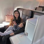 Sarah Khan Instagram - ✈️💕👩‍👧 New vlog is out! link in bio 🔝