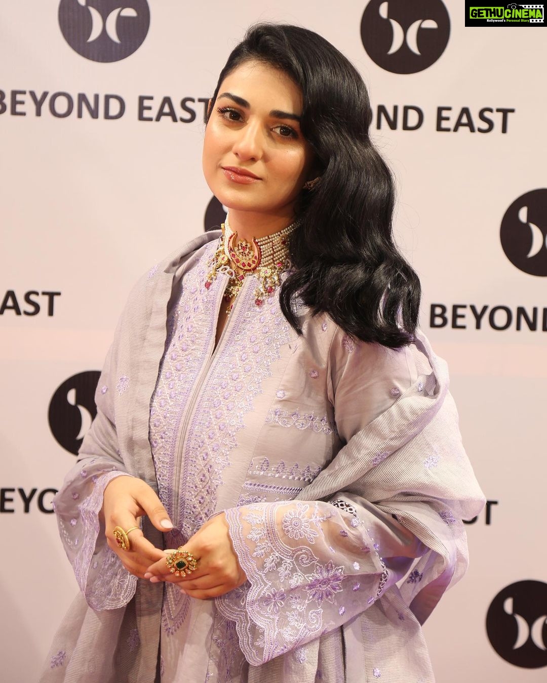 Sarah Khan Instagram - @beyondeast_pk @westbybeyondeast @djmaq @kohar_jewel @nabila_salon @bilalsaeedphotography