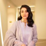 Sarah Khan Instagram - @beyondeast_pk @westbybeyondeast 📸 @bilalsaeedphotography Hair @nabila_salon Jewellery @kohar_jewel @djmaq