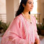 Sarah Khan Instagram - waiting for eid in @sapphirepakistan 💛 Ready To Wear Eid Collection live now, in stored & online! #sapphirexme #sapphireeid #sapphirepakistan 📸 @abdulsamadzia